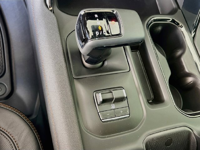 New 2026 GMC Sierra 1500 AT4 w/ AT4 Premium Package AWD/4WD image 12