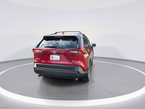Certified 2025 Toyota RAV4 XLE w/ Convenience Package AWD/4WD image 7