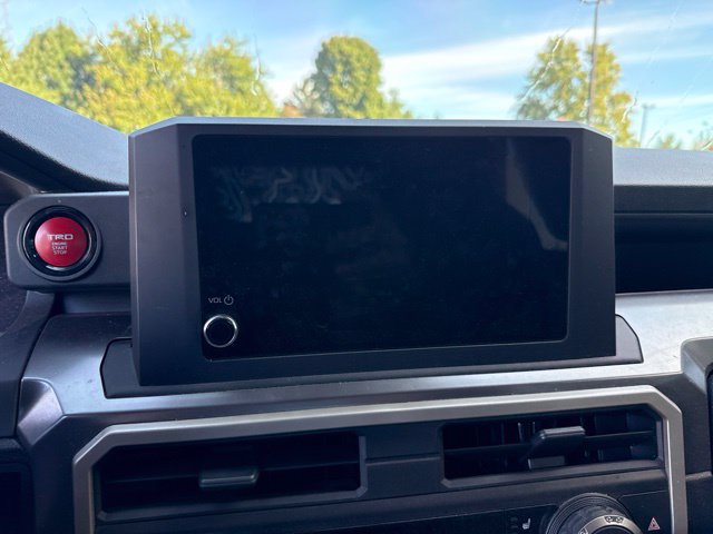 Used 2025 Toyota Tacoma TRD Off-Road AWD/4WD image 16