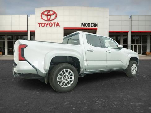 New 2026 Toyota Tacoma Limited image 18