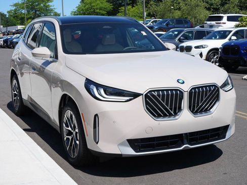 Used 2026 BMW X3 xDrive30i w/ Premium Package AWD/4WD image 16