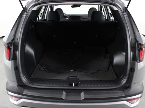 Certified 2026 Hyundai Tucson SE FWD image 18