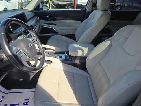 Used 2021 Kia Telluride EX image 26