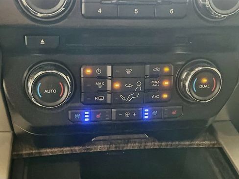 Used 2018 Ford F250 Lariat w/ Tow Technology Bundle AWD/4WD image 23