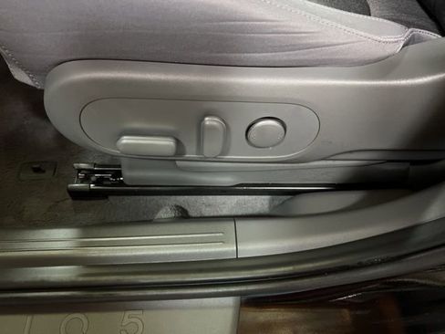 Used 2024 Hyundai Ioniq 5 SEL RWD image 49