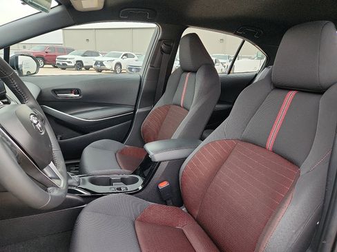 Used 2024 Toyota Corolla SE FWD image 12
