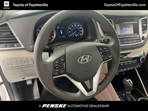 Used 2016 Hyundai Tucson SE FWD image 26