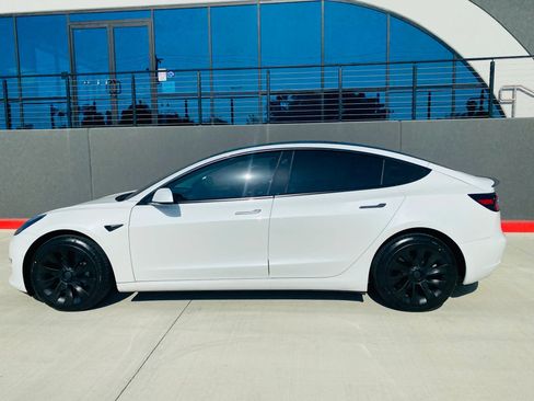 Used 2021 Tesla Model 3 Long Range AWD/4WD image 3