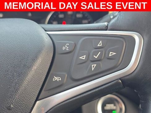 Used 2022 Chevrolet Equinox LT FWD image 27
