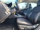 Used 2016 Toyota Camry SE image 5