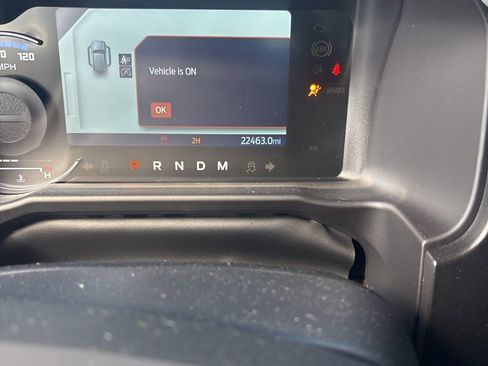 Used 2023 Ford Bronco Badlands image 2