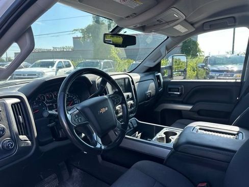 Used 2018 Chevrolet Silverado 2500 LT w/ Custom Sport Edition AWD/4WD image 9
