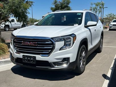Used 2023 GMC Terrain SLT