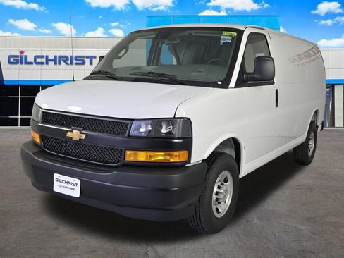 New 2026 Chevrolet Express 2500 w/ Communications Package RWD image 4