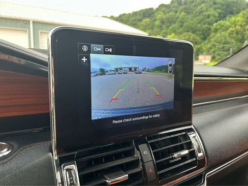 Used 2018 Lincoln Navigator L Reserve image 28