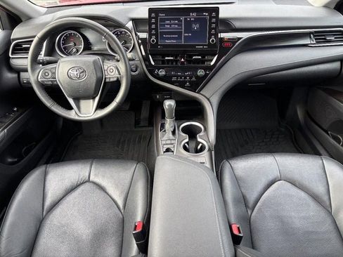 Used 2024 Toyota Camry XLE image 9