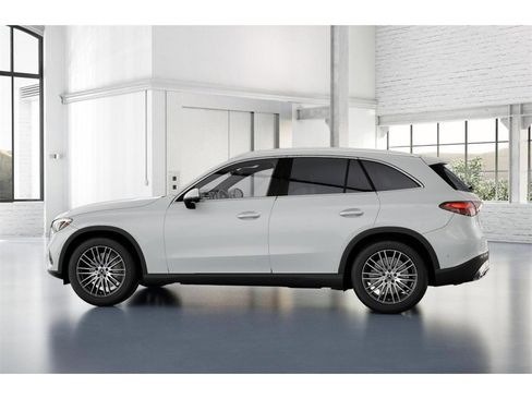 New 2026 Mercedes-Benz GLC 300 4MATIC image 33