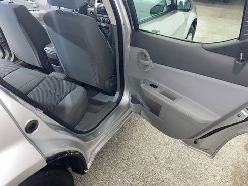 Used 2008 Dodge Avenger SE image 16