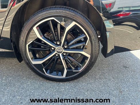 Used 2023 Nissan Altima 2.5 SR w/ SR Premium Package AWD/4WD image 29