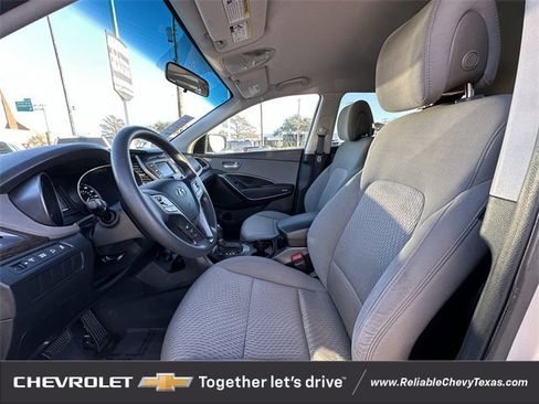 Used 2017 Hyundai Santa Fe Sport image 27