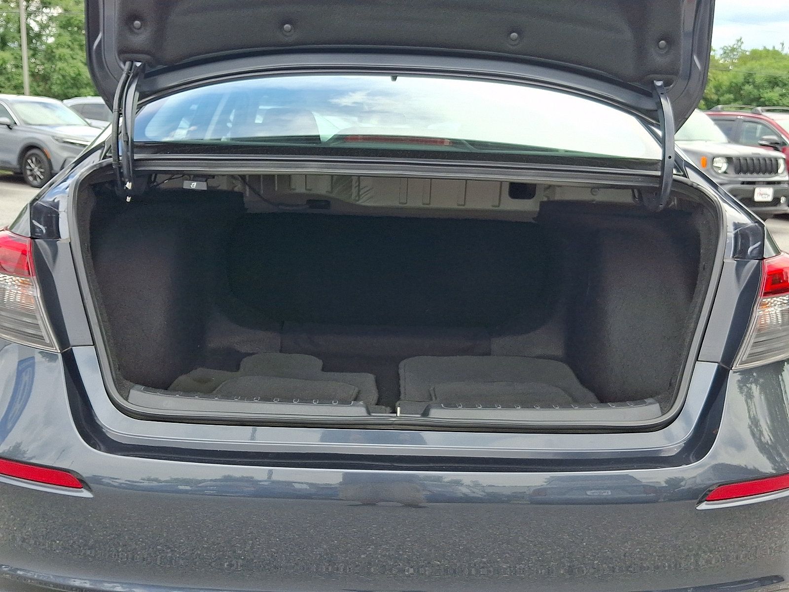 Used 2024 Honda Civic LX image 29