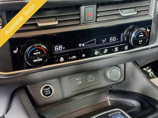 Used 2022 Nissan Rogue S AWD/4WD image 15