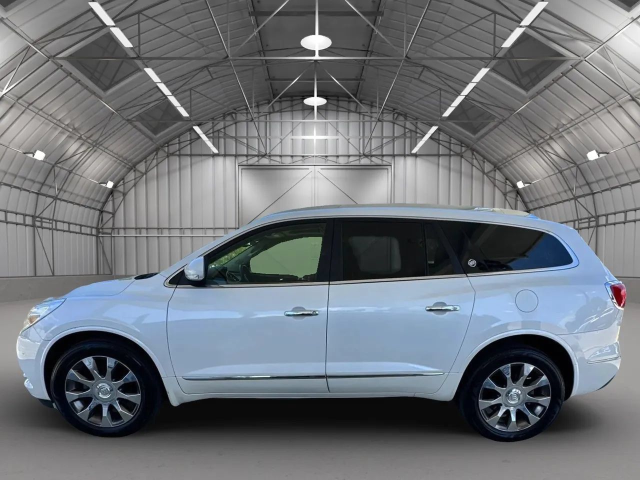 Used 2017 Buick Enclave Premium w/ Experience Buick Package AWD/4WD image 3