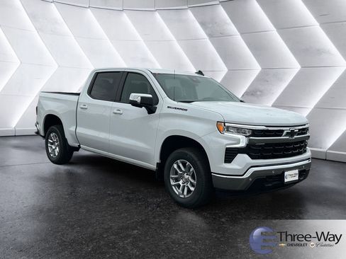 New 2026 Chevrolet Silverado 1500 LT w/ Safety Package RWD image 7