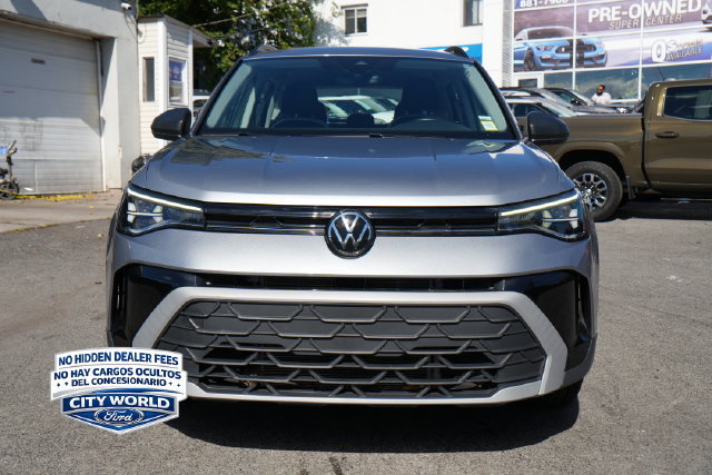 Used 2025 Volkswagen Taos S FWD image 2