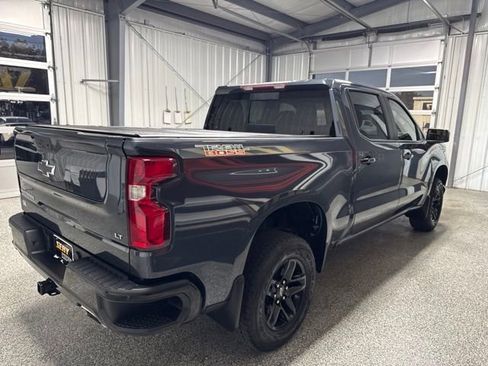 Used 2021 Chevrolet Silverado 1500 LT Trail Boss w/ Convenience Package II AWD/4WD image 23