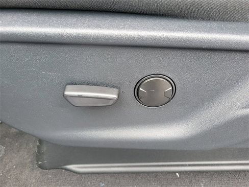 New 2025 Ford F350 XLT w/ Black Appearance Package image 8