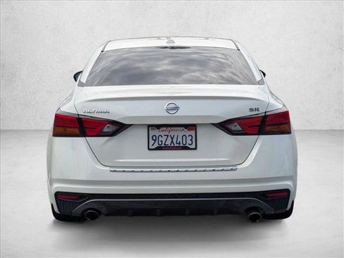 Used 2019 Nissan Altima 2.5 SR w/ SR Premium Package FWD image 7