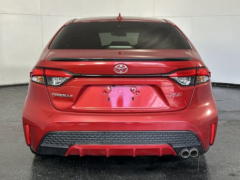 Used 2021 Toyota Corolla XSE image 10