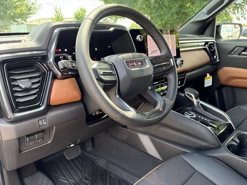 New 2026 GMC Canyon AT4 AWD/4WD image 10
