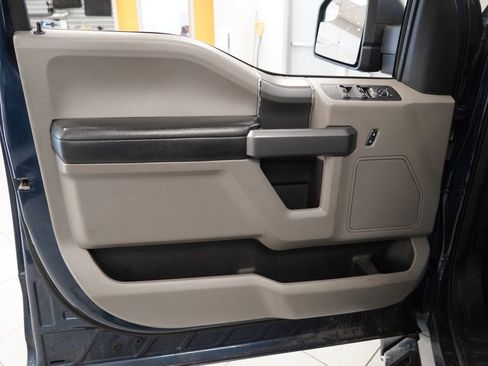 Used 2020 Ford F150 XLT w/ Equipment Group 302A Luxury AWD/4WD image 17