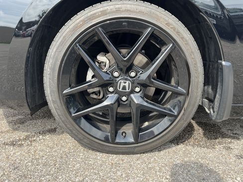 Used 2023 Honda Civic Sport image 8