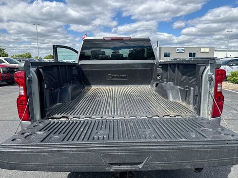 Used 2024 Chevrolet Silverado 2500 LT AWD/4WD image 24