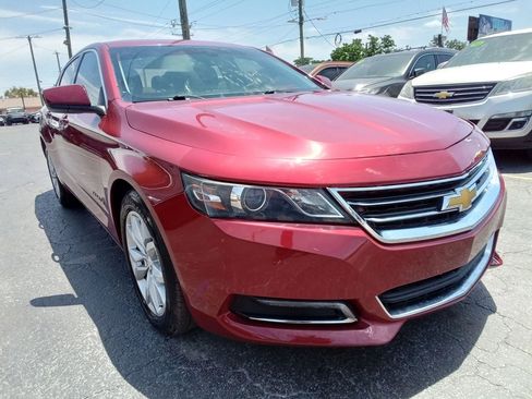 Used 2018 Chevrolet Impala LT FWD image 4