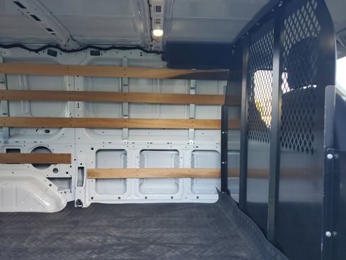 Used 2024 Ford Transit 250 Low Roof w/ Exterior Upgrade Package image 12