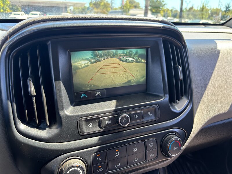 Used 2018 Chevrolet Colorado W/T w/ WT Convenience Package AWD/4WD image 11