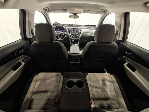 Used 2022 Chevrolet Equinox LT w/ Driver Convenience Package image 26