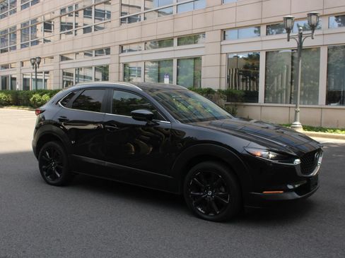 Used 2022 MAZDA CX-30 AWD 2.5 Turbo S image 2