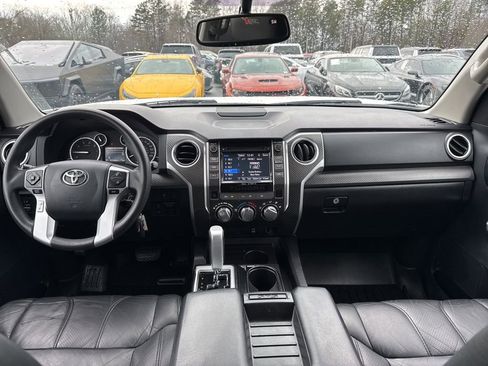 Used 2016 Toyota Tundra SR5 w/ SR5 Upgrade Package image 12
