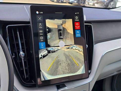 New 2026 Volvo XC60 B5 Ultra w/ Protection Package Premier image 23