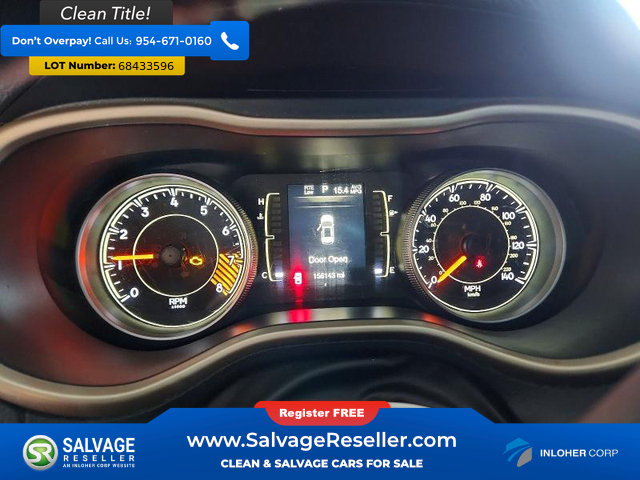 Used 2015 Jeep Cherokee Latitude w/ Cold Weather Group AWD/4WD image 12