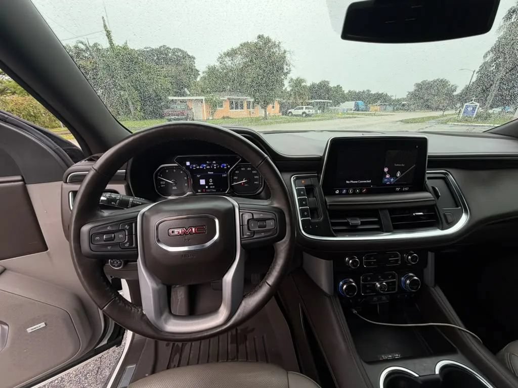 Used 2021 GMC Yukon SLT w/ Rear Media and Nav Package RWD image 11
