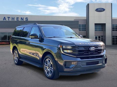 Used 2025 Ford Expedition Active AWD/4WD image 1