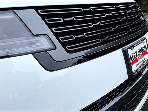 Used 2024 Land Rover Range Rover SE AWD/4WD image 29