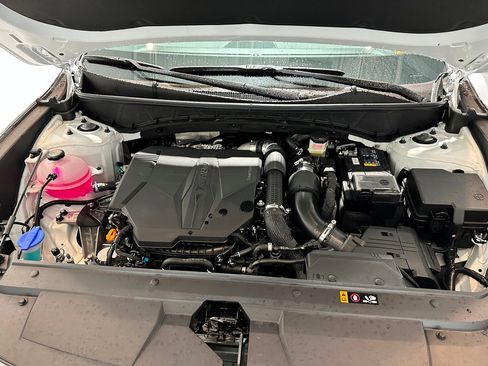 Used 2024 Hyundai Santa Cruz Limited image 33