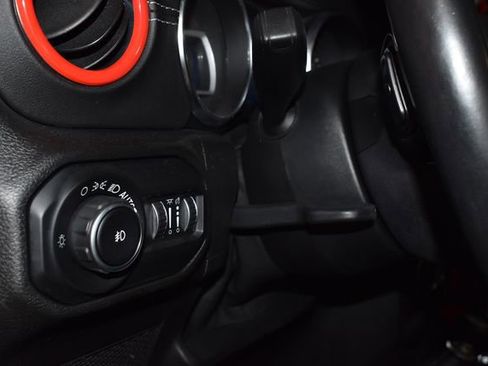 Used 2020 Jeep Wrangler Unlimited Sahara w/ Dual Top Group image 25